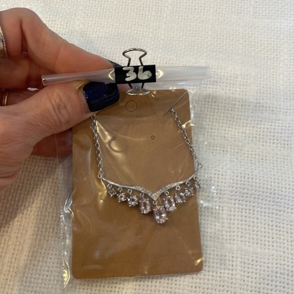 Sterling silver 925 Diamond chip elegant pink cz dangle drop bar pendant - Picture 13 of 13